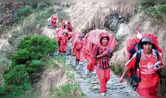 Aprueban nueva ley de los trabajadores porteadores para garantizar sus derechos laborales