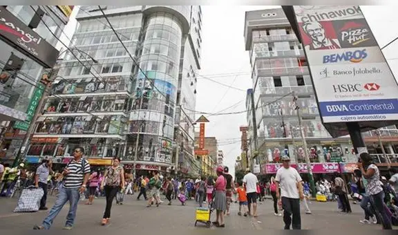 Economía peruana solo crecerá 2,5% este año, reconoce el gobierno