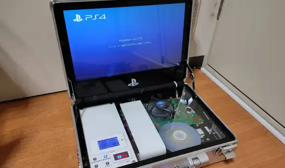 ¿PS4 portable? Usuario rediseña la consola para que alcance en una maleta