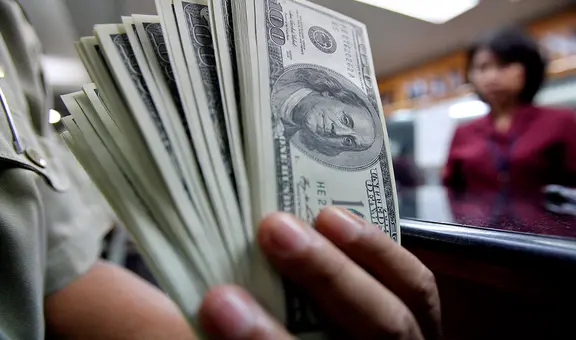 Dólar cierra la jornada al alza y se ubica en S/3,7450 este miércoles 17 de enero