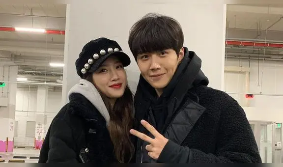 Link: Moon Ga Young y Kim Seon Ho evalúan protagonizar próximo Kdrama