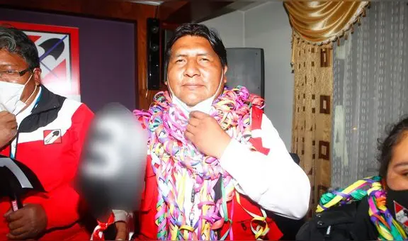 Puno: candidato de Acción Popular demandado por no reconocer a mellizos