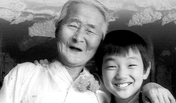 Fallece Kim Eul Boon, abuela de Sang Woo en Todos los caminos llevan a casa