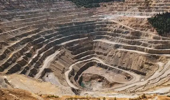 Áncash, Junín y Arequipa con bajos niveles de ejecución del canon minero