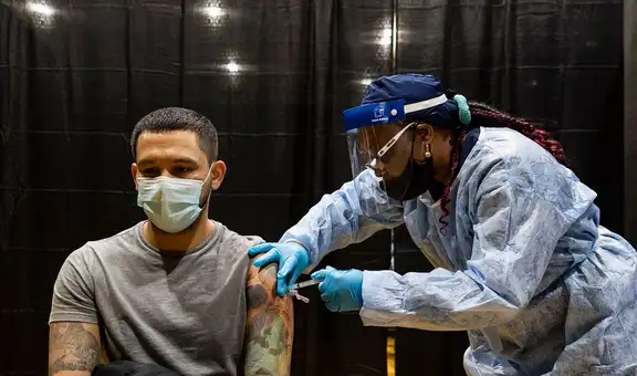 Vacunación COVID-19 se vincularía a menos infecciones asintomáticas