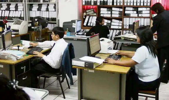 Congreso aprueba insistencia de ley que prohíbe los contratos de locación de servicios