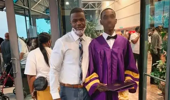 Maestro se quita sus zapatos y se los presta a alumno para que pueda graduarse