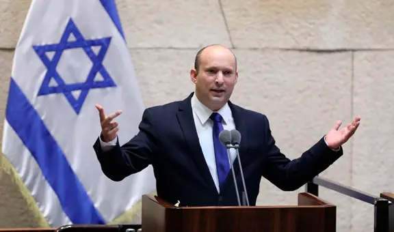 Naftali Bennett le pone fin a la era de Benjamin Netanyahu