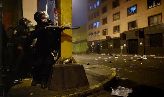 Reportan que “España sigue armando antidisturbios de Perú, señalados por vulnerar DD. HH.”