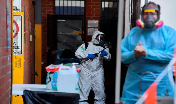 Persona infectada de la variante Delta contagia a todos los asistentes a una fiesta, excepto a vacunados