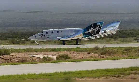 Tripulación de Richard Branson regresa a la tierra tras exitoso viaje espacial