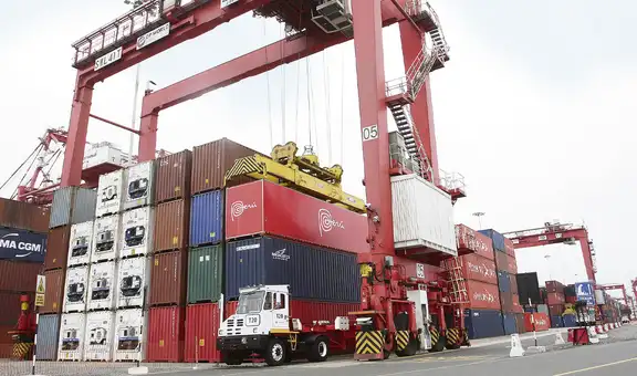 Crisis global de contenedores deja a exportadores en la incertidumbre