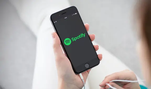 Spotify prueba nueva barra de reproducción que cambia de color 