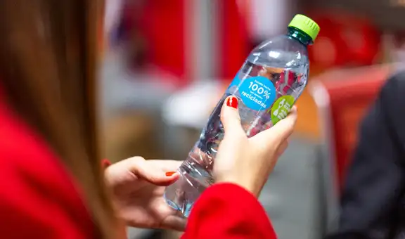 Reconocida marca de agua invita a todos a reciclar en favor al medio ambiente