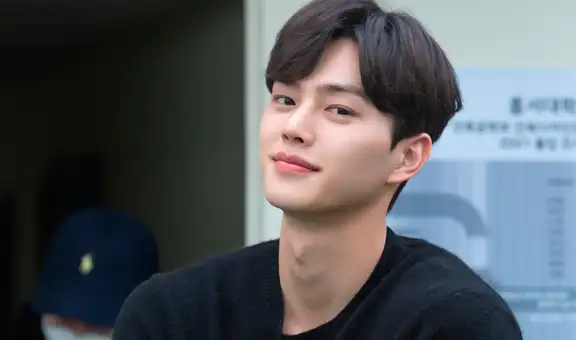 Song Kang cambia su look para el K-drama Office romance cruelty