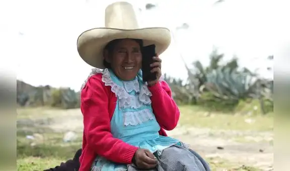 Habitantes del centro poblado Número Ocho en Cajamarca acceden por primera vez al Internet