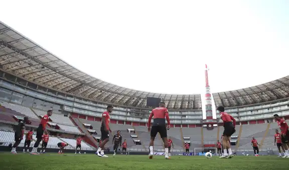 Plantel de la selección peruana entrenó en el Estadio Nacional previo al duelo con Uruguay