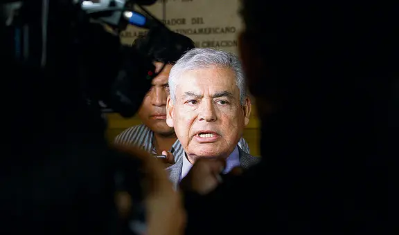 César Villanueva seguirá siendo investigado por negociación incompatible