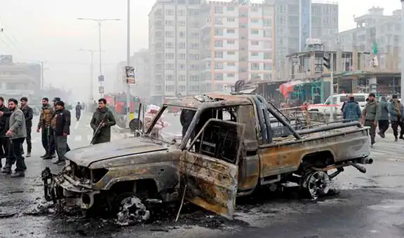 Al menos dos muertos en el primer atentado tras la salida de EE. UU. de Afganistán