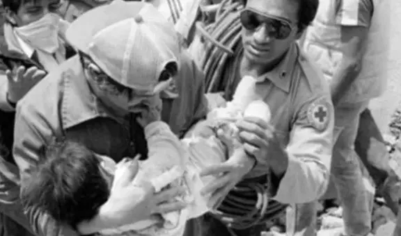 El niño que sobrevivió en el vientre de una de las víctimas del terremoto de 1985 en México