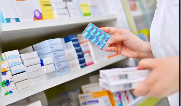 Buscan prohibir que el Estado importe medicamentos, si se evidencia que hay oferta local