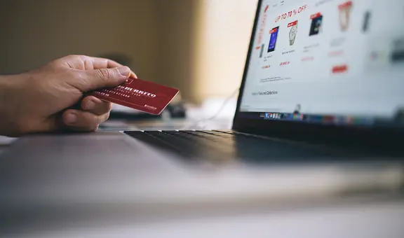 El 62% de los compradores en línea gastan hasta S/750