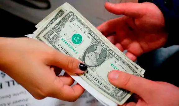 El dólar perdió casi un 4% en la semana, pese al repunte del viernes
