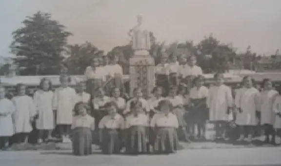 Arequipa: I. E. Nuestra Señora de Lourdes conmemora su 78 aniversario