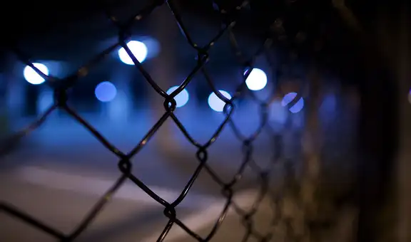 Invitación a un trío sexual dejó dos hombres muertos y una mujer detenida
