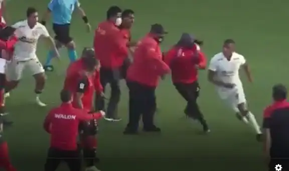¡Acabó en pelea! Quevedo y Quina casi se van a las manos en el Universitario vs. Melgar