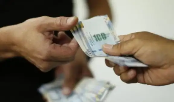 Ejecutivo propone elevar el sueldo mínimo a S/ 1.025