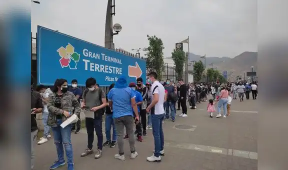 Carnet de vacunación: incrementan colas en vacunatorio de Plaza Norte tras exigencia de inmunización