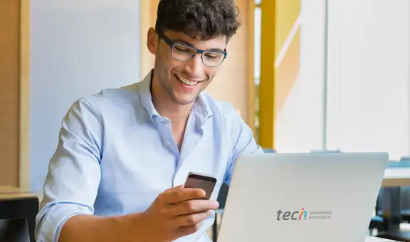 TECH, reconocida por Forbes como la mejor universidad digital del mundo en español