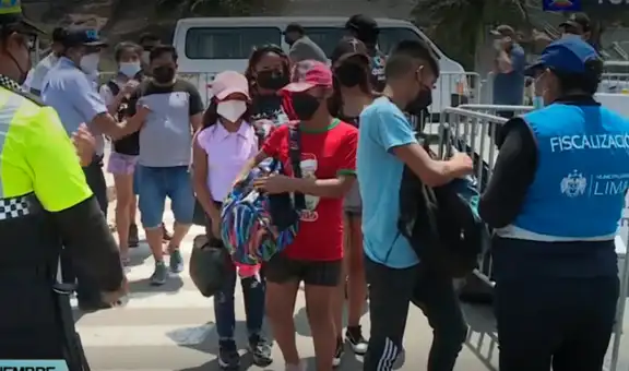 Chorrillos: miles de personas rompieron vallas de la playa Agua Dulce y no respetaron protocolos COVID-19