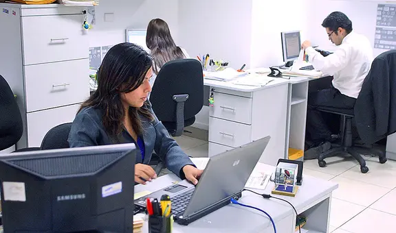 Consideran posible reducir la jornada laboral sin afectar salarios