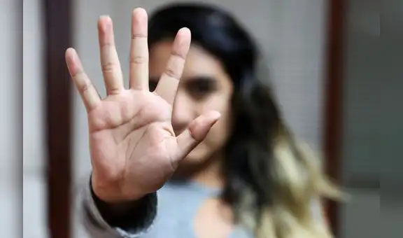Mujer denuncia que expareja ejerció violencia psicológica en su contra y se llevó a su hijo sin consentimiento