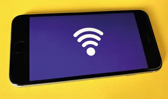 ¿Cómo puedes utilizar tu celular para averiguar si un desconocido está usando tu Wi-Fi?