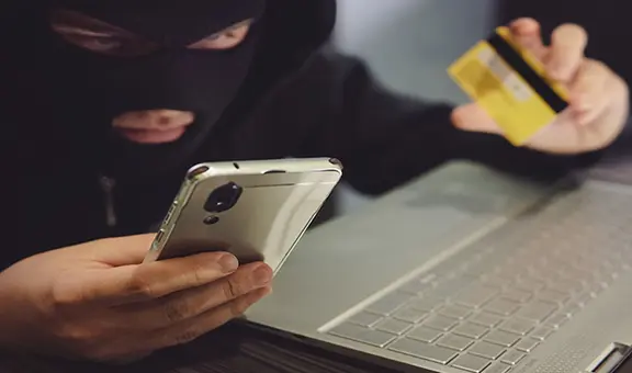 Cuentas bancarias en peligro: borra estas 5 apps de tu teléfono o su virus robará tu dinero