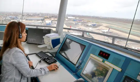 ¿Cuál es el sueldo de un controlador aéreo en Perú y qué debes estudiar para ejercer esta profesión?