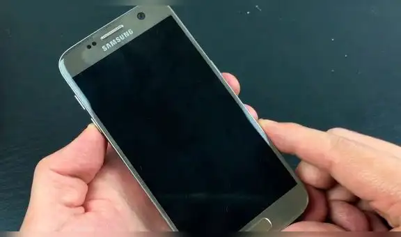 ¿Por qué mi teléfono se apaga solo y cómo arreglarlo?