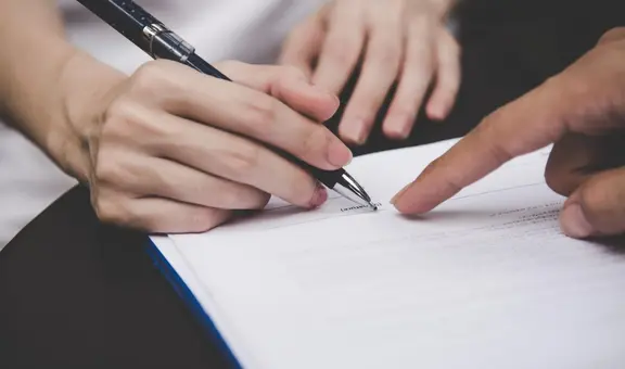 ¿Cómo redactar carta de renuncia laboral de manera correcta?