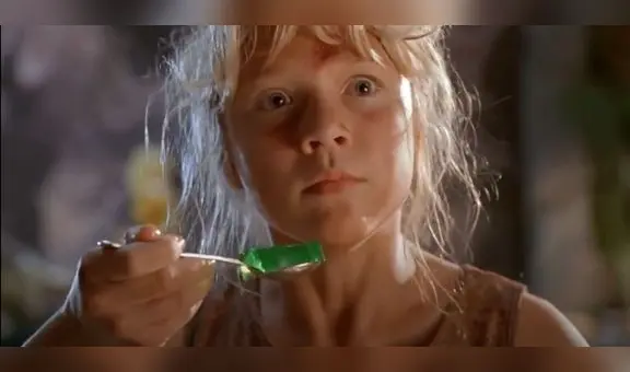 Así luce Ariana Richards de “Jurassic Park” 30 años después en premiere de “Domion”