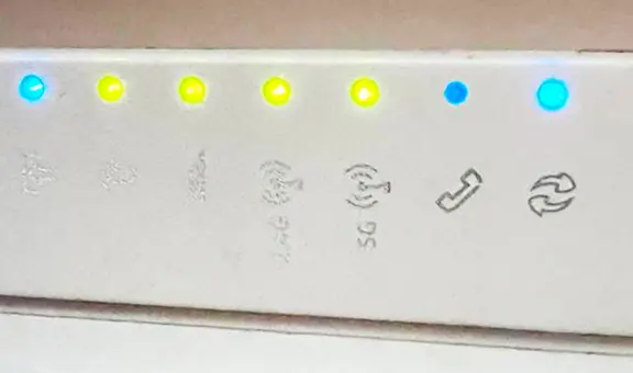 ¿Qué significa que tu router te muestre una luz azul que parpadea?