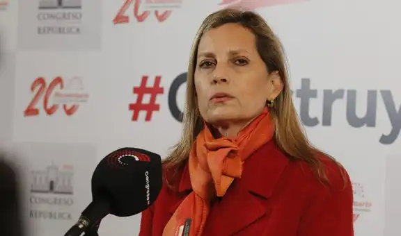 Maria del Carmen Alva renuncia "de manera irrevocable" a bancada de Acción Popular