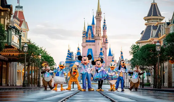 ¿Cuánto dinero cuesta viajar a Disney World desde Colombia?