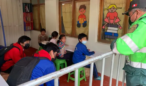 Cusco: policías recolectan libros y juegos didácticos para niños de escasos recursos