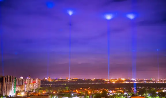 Astrónomos reportan decenas de ovnis en el cielo de Kiev: “Los vemos en todas partes”