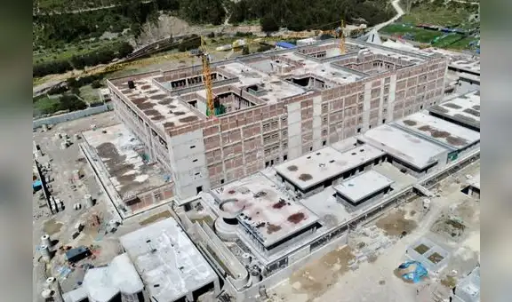 Huancavelica: conflicto entre consorcio y el Estado paraliza la construcción de un hospital