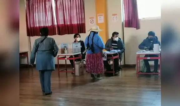 Tres alcaldes puneños ganaron por menos de 10 votos de diferencia