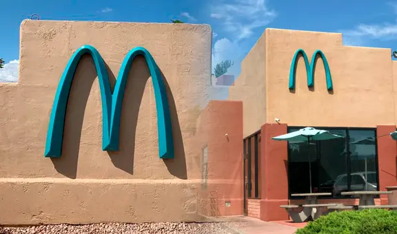 ¿Dónde está el único restaurante de McDonald’s en el mundo con el logo azul?
